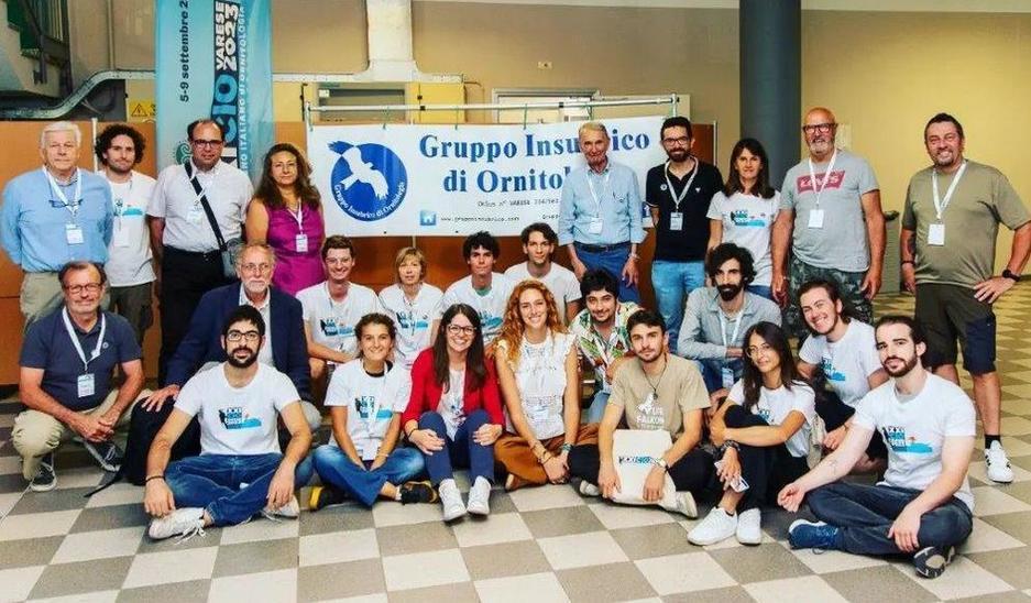 Lo studioso varesino. Uno sguardo nei cieli: "Dagli uccelli capiamo la salute del territorio" Lo studioso varesino. Uno sguardo nei cieli: "Dagli uccelli capiamo la salute del territorio"