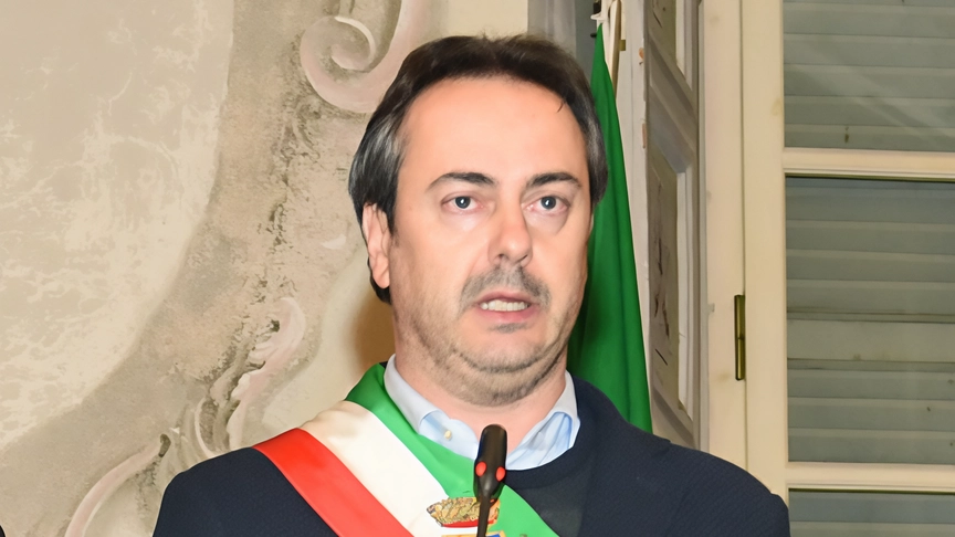 Il sindaco di Turate Alberto Oleari ha spiegato le novità per i cittadini Il sindaco di Turate Alberto Oleari ha spiegato le novità per i cittadini
