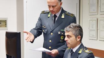 Fatture per false operazioni. Sequestri per 600mila euro Fatture per false operazioni. Sequestri per 600mila euro
