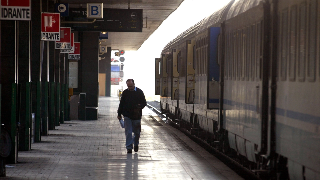 Personale usato ‘contro’ lo sciopero: Rete Ferroviaria Italiana condannata per condotte antisindacali