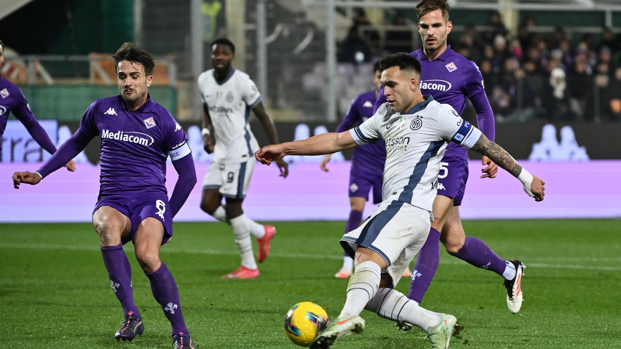 Un'occasione da gol per Lautaro dopo il primo gol della Fiorentina, ma la porta dei padroni di casa resterà inviolata per tutta la partita Un'occasione da gol per Lautaro dopo il primo gol della Fiorentina, ma la porta dei padroni di casa resterà inviolata per tutta la partita