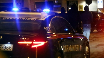 Garbagnate, lite con l’amante della moglie: lo uccide a colpi di pistola