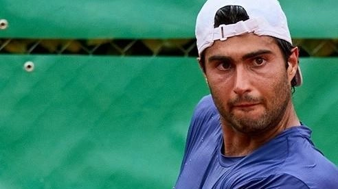 Parla italiano la finale del Trofeo TNB Azimut Investimenti (15.000$, terra battuta) che vedrà impegnati Gianmarco Ferrari (nella foto) e... Parla italiano la finale del Trofeo TNB Azimut Investimenti (15.000$, terra battuta) che vedrà impegnati Gianmarco Ferrari (nella foto) e...