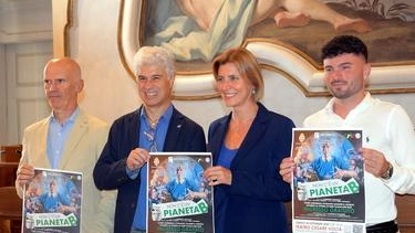 Correre e raccogliere rifiuti, su e giù per l’Italia, per sensibilizzare sul problema dell’abbandono dei rifiuti: è questa la... Correre e raccogliere rifiuti, su e giù per l’Italia, per sensibilizzare sul problema dell’abbandono dei rifiuti: è questa la...