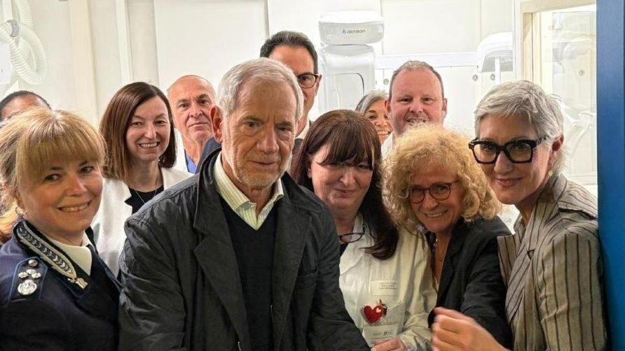 Bertolaso vara nuovi reparti: "Ospedale che cresce". Più servizi in carcere Bertolaso vara nuovi reparti: "Ospedale che cresce". Più servizi in carcere