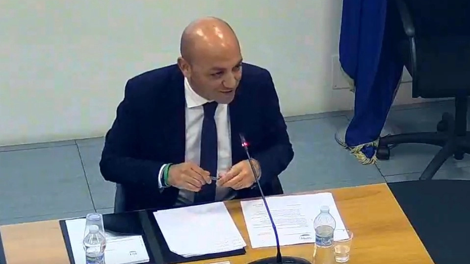Il sindaco Francesco Passerini in Consiglio comunale Il sindaco Francesco Passerini in Consiglio comunale