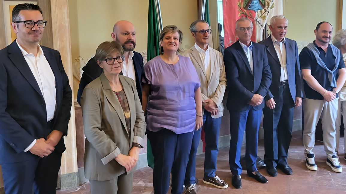 Diventa vicesindaco su spinta del precedente primo cittadino Cerini .