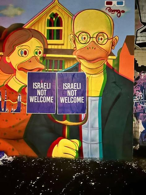 Murale rovinato dai ProPal, l’artista Federico Pongo non ci sta: un gesto da fascisti Murale rovinato dai ProPal, l’artista Federico Pongo non ci sta: un gesto da fascisti