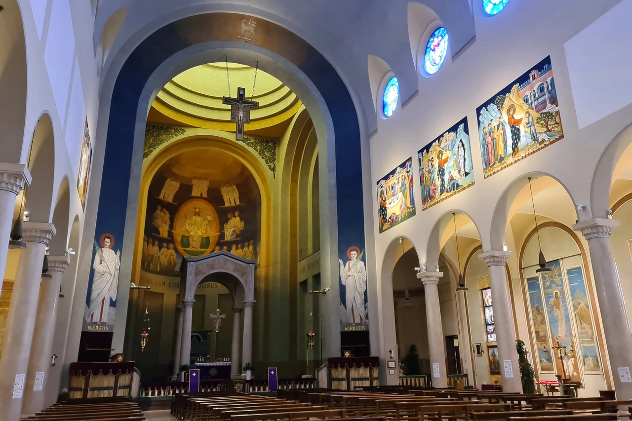 La basilica minore dei Santi Martiri Nereo e Achilleo in viale Argonne custodisce le icone realizzate dall'artista romeno Iulian Rosu
