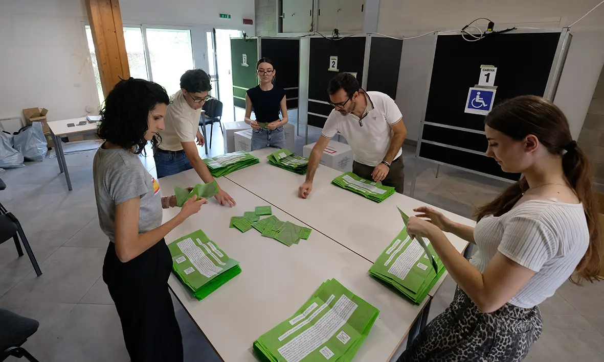 Referendum 2025 in Lombardia, affluenza definitiva al 30%. A Cernusco sul Naviglio e Villa Biscossi superato il quorum