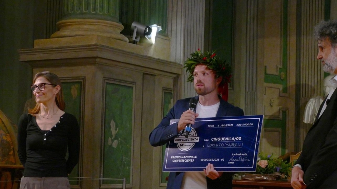 Lorenzo Sardelli, ricercatore di bioingegneria, ha vinto il premio GiovedìScienza Lorenzo Sardelli, ricercatore di bioingegneria, ha vinto il premio GiovedìScienza