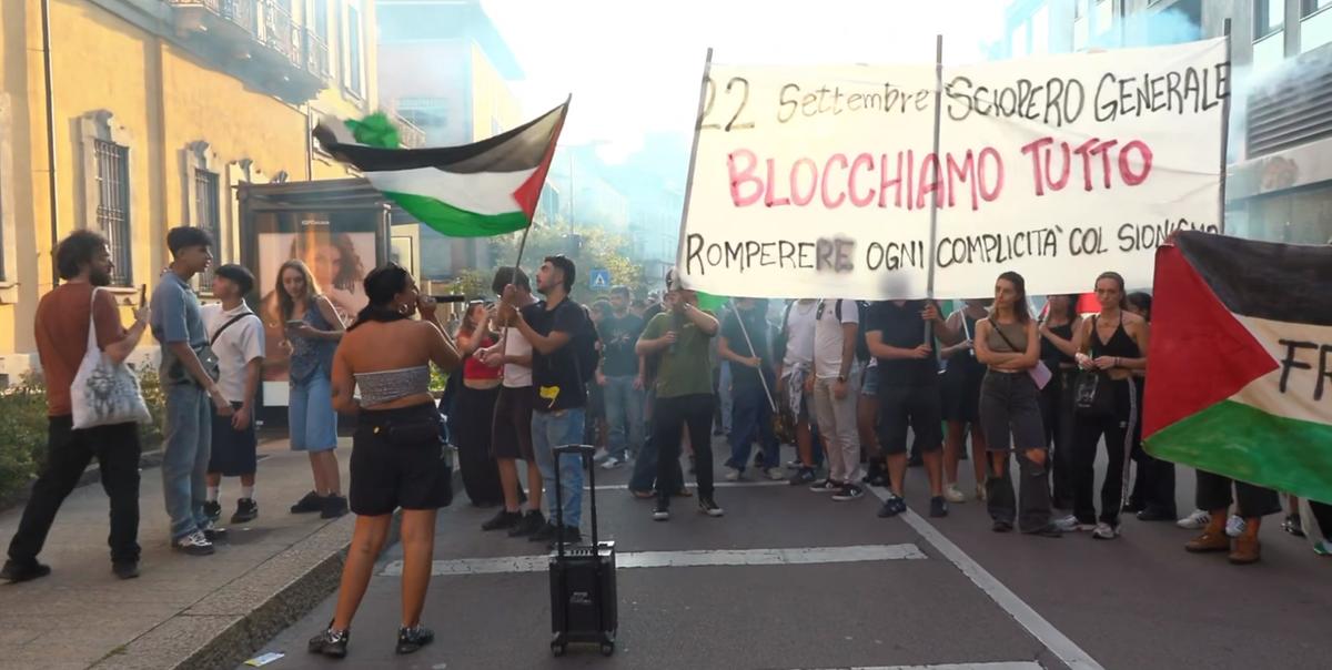 Milano, nuovo corteo pro Palestina: studenti in piazza contro il sionismo Milano, nuovo corteo pro Palestina: studenti in piazza contro il sionismo