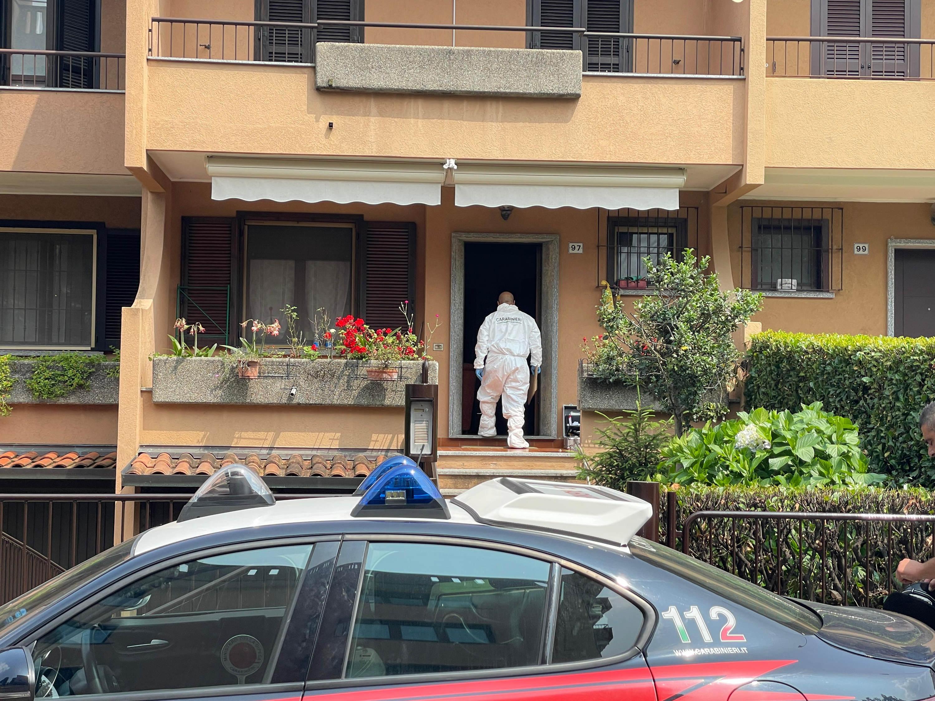 Saronno, Romolo Baldo ucciso a coltellate: l’arresto della nuora Elena Pagani dopo l Saronno, Romolo Baldo ucciso a coltellate: l’arresto della nuora Elena Pagani dopo l