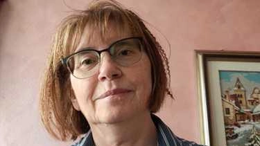 Un noir scritto su scenari della Bassa dove abita, un intrigo con una spruzzata di passione, un altro racconto con... Un noir scritto su scenari della Bassa dove abita, un intrigo con una spruzzata di passione, un altro racconto con...