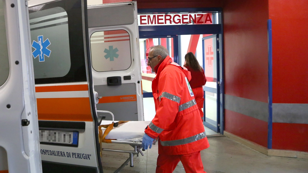 Entrambi i motociclisti sono stati portati in codice rosso in ospedale (Immagine d'archivio) Entrambi i motociclisti sono stati portati in codice rosso in ospedale (Immagine d'archivio)