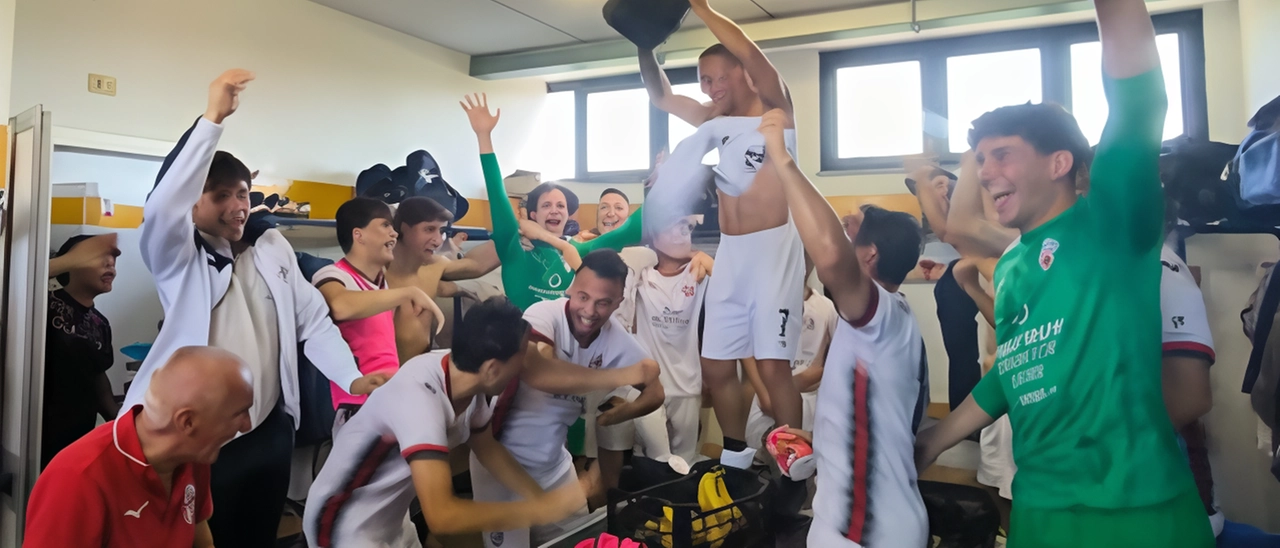 Caronnese in finale playoff Eccellenza: sfida decisiva contro Solbiatese per la serie D