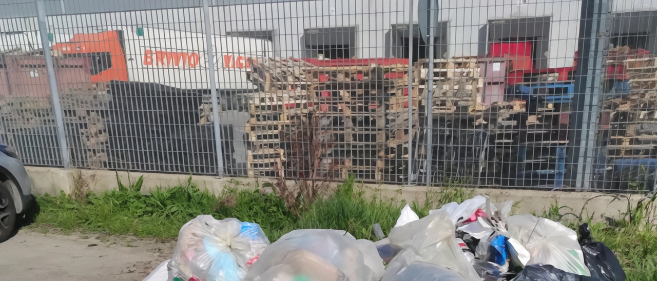 Rifiuti abbandonati. Pugno duro a Trezzo