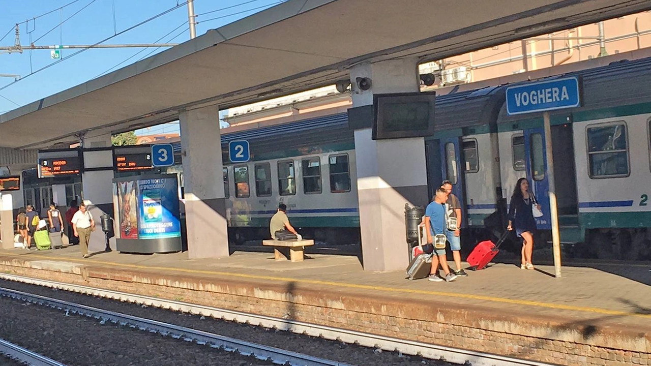 La stazione di Voghera: qui verranno effettuati alcuni dei lavori di Rfi La stazione di Voghera: qui verranno effettuati alcuni dei lavori di Rfi
