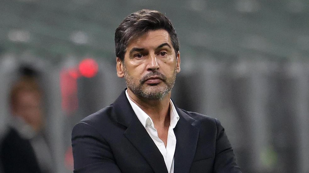 Paulo Fonseca (51 anni), una vittoria in cinque gare tra campionato e Champions Paulo Fonseca (51 anni), una vittoria in cinque gare tra campionato e Champions