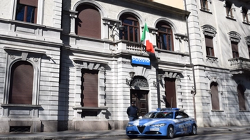 Busto, violenze sessuali su un ragazzo disabile: arrestati la madre e il suo amante