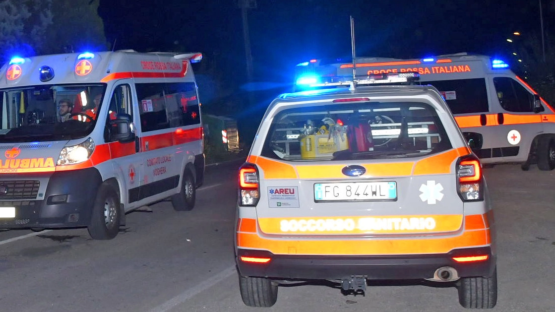 Sul posto sono arrivate ambulanze ed automedica Sul posto sono arrivate ambulanze ed automedica