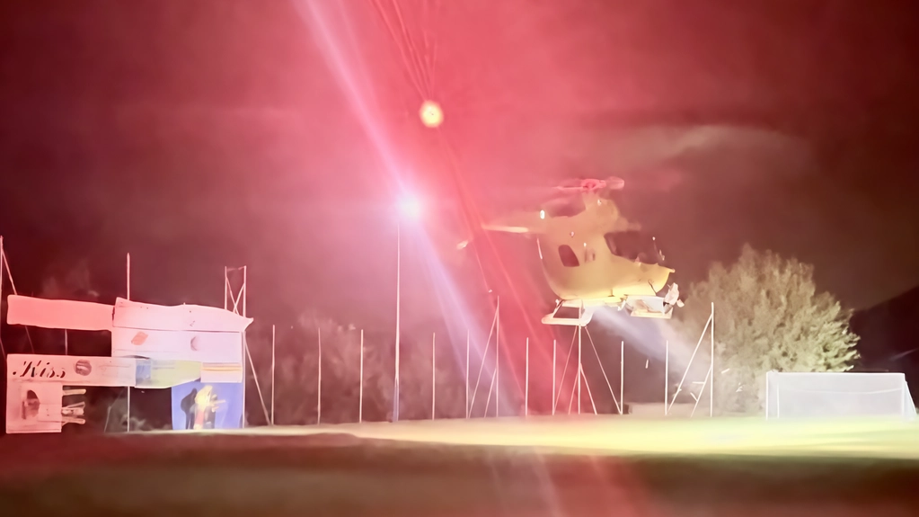 Tragedia sfiorata nei boschi di Buglio in Monte: uomo di 62 anni scivola per 150 metri lungo un sentiero. Soccorso alpino interviene, recupero con successo. Tragedia sfiorata nei boschi di Buglio in Monte: uomo di 62 anni scivola per 150 metri lungo un sentiero. Soccorso alpino interviene, recupero con successo.