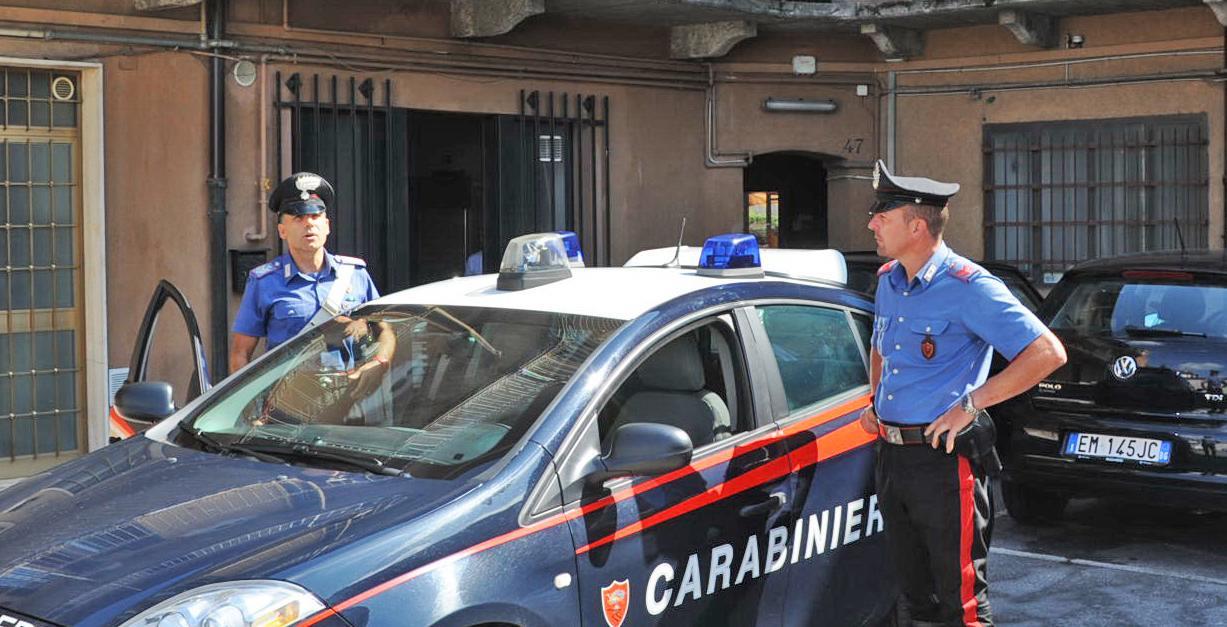 Furti di metalli nelle aziende. Caccia alla banda di ladri. Arrestato un giovane di 23 anni Furti di metalli nelle aziende. Caccia alla banda di ladri. Arrestato un giovane di 23 anni