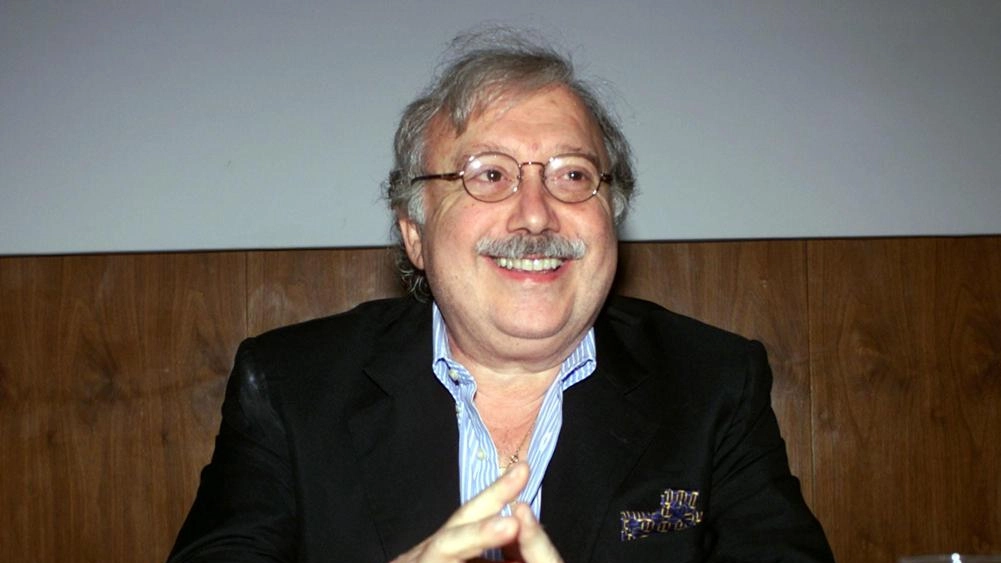 Quattro interviste realizzate da un giornalista visionario e immortale: Gianni Minà Quattro interviste realizzate da un giornalista visionario e immortale: Gianni Minà
