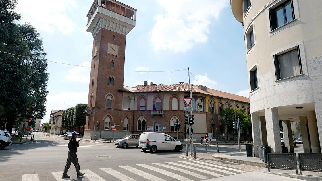 Alla guida del Comune da nove anni, ha un forte legame con il territorio di cui conosce a fondo la storia. Il punto di forza? "Respiriamo ancora quel senso di comunità che in tanti altri luoghi si è invece perso". Alla guida del Comune da nove anni, ha un forte legame con il territorio di cui conosce a fondo la storia. Il punto di forza? "Respiriamo ancora quel senso di comunità che in tanti altri luoghi si è invece perso".