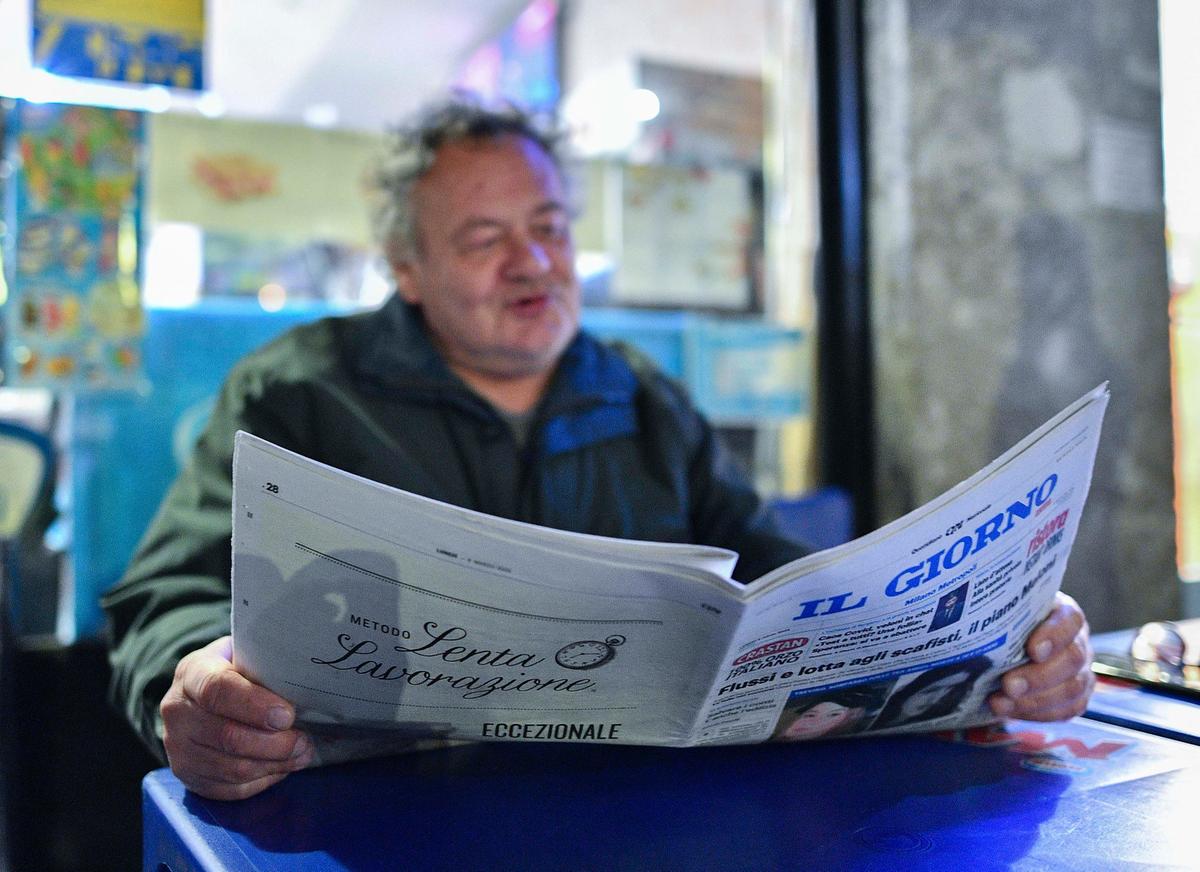 Dove si informano milanesi e lombardi? Il dato sorprendente su televisione e social media