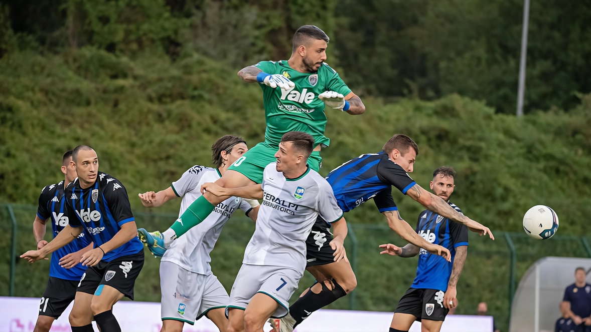 Calcio Serie C, oggi in campo contro il Lecco dopo due sconfitte consecutive Calcio Serie C, oggi in campo contro il Lecco dopo due sconfitte consecutive