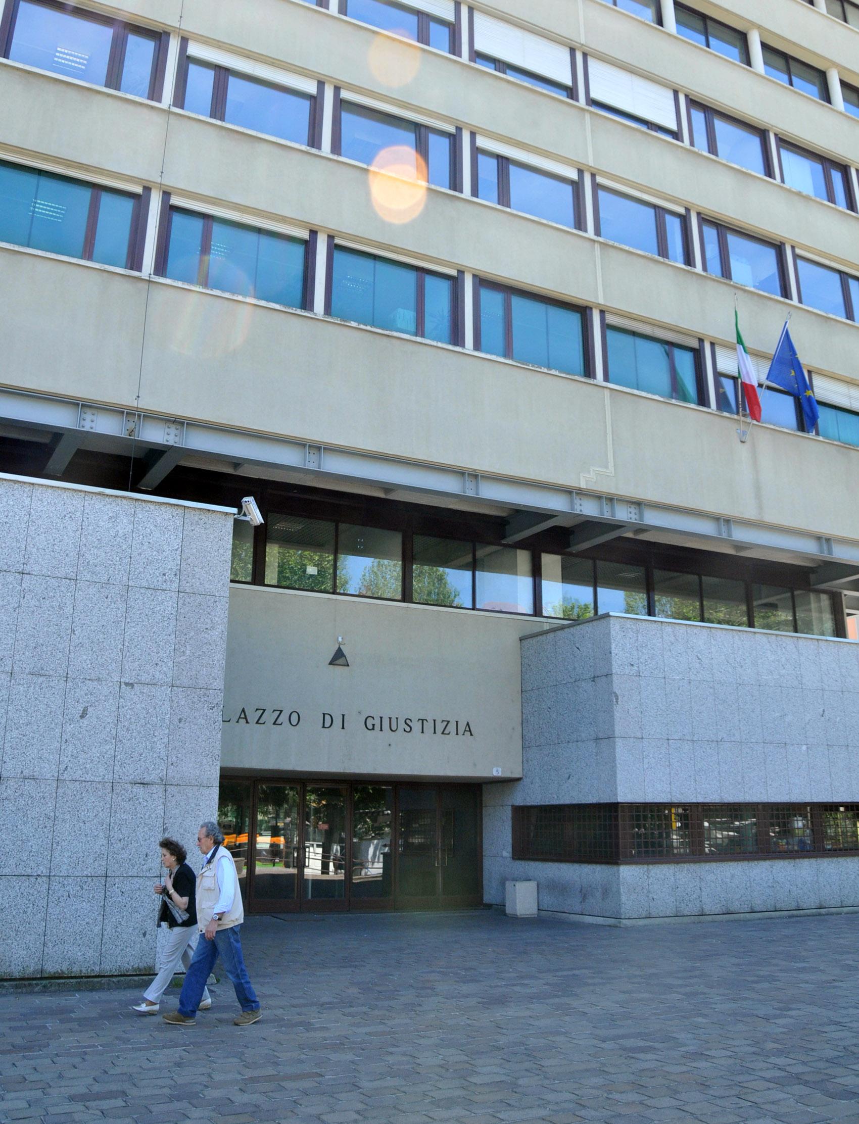 In due anni avrebbe fatto sparire 55mila euro dal conto di un’anziana: amministratrice condannata In due anni avrebbe fatto sparire 55mila euro dal conto di un’anziana: amministratrice condannata