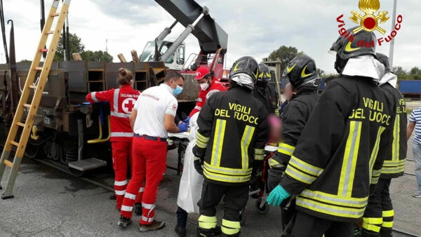 Sul posto i soccorritori (foto di repertorio)