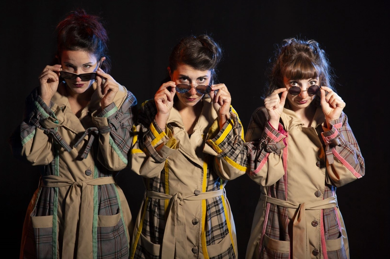 Bang Bang, spettacolo di The clown Angels, di e con Silvia Borello, Giorgia Dell’Uomo, Giulia Rabozzi