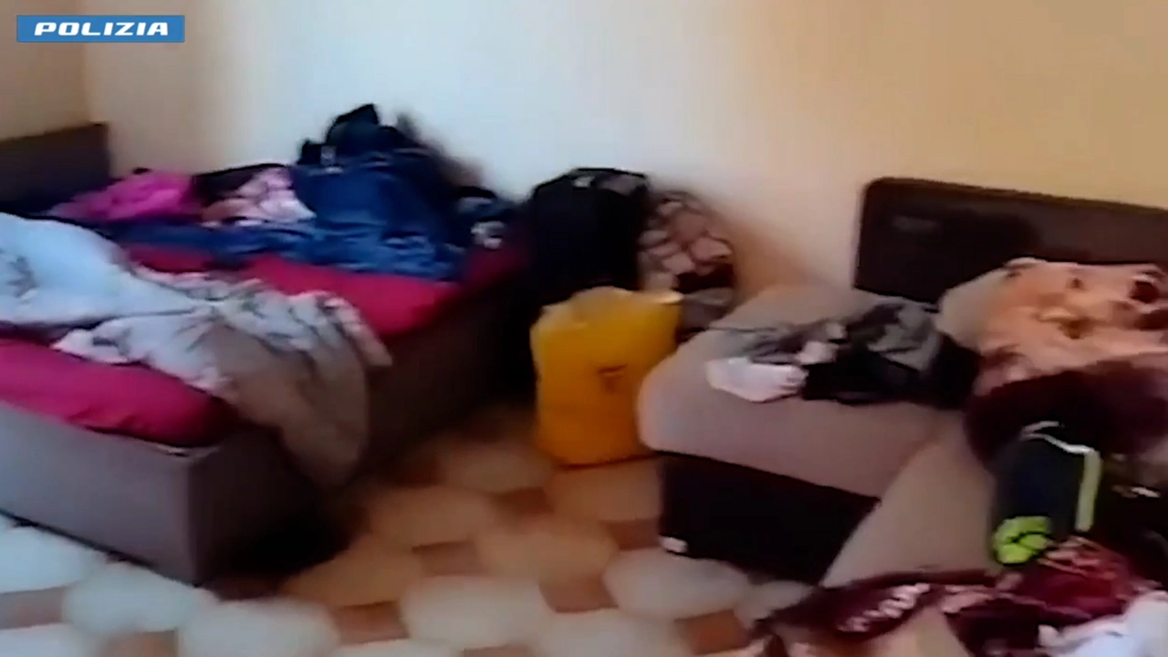 Sequestri della polizia (Frame video dell'operazione)