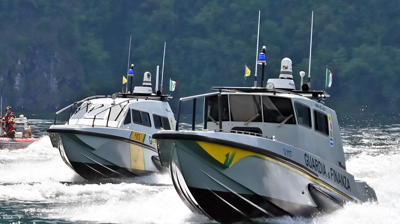Guardia di Finanza e Agenzia delle dogane e dei monopoli hanno effettuato controlli congiunti nei cantieri navali sulle coste...