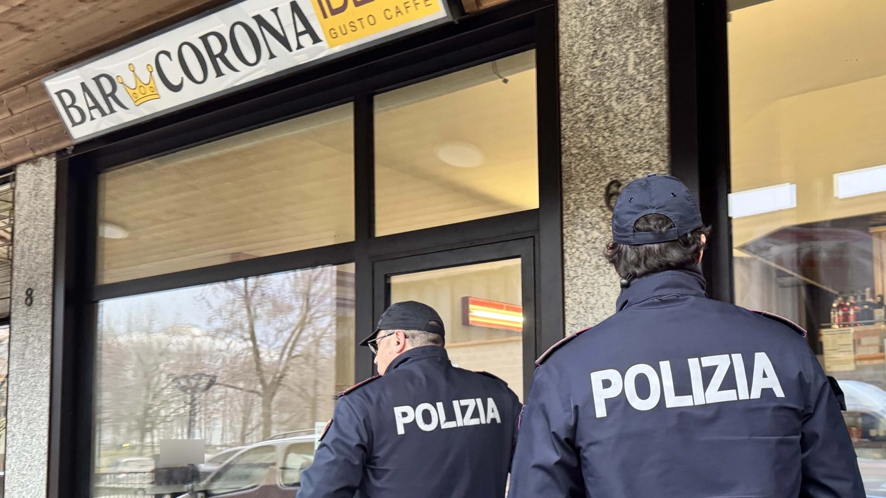 Il bar Corona si affaccia su via Parolo nei pressi della piscina comunale ed è a pochi minuti dalla centrale piazza Garibaldi Il bar Corona si affaccia su via Parolo nei pressi della piscina comunale ed è a pochi minuti dalla centrale piazza Garibaldi
