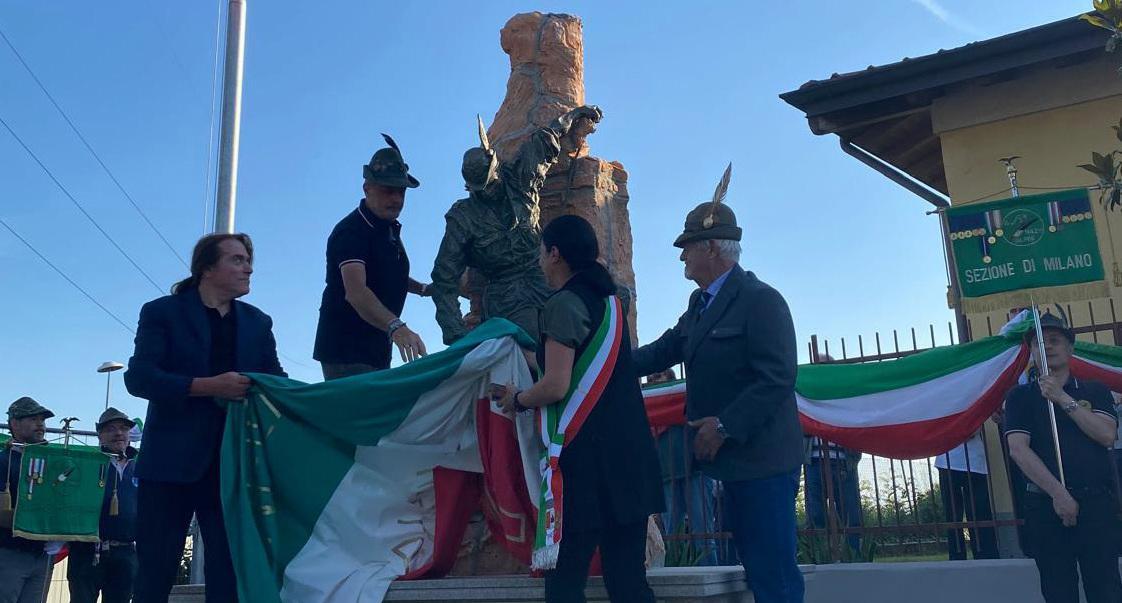 inaugurato il monumento al soccorso alpino da Ilgiorno.it inaugurato il monumento al soccorso alpino