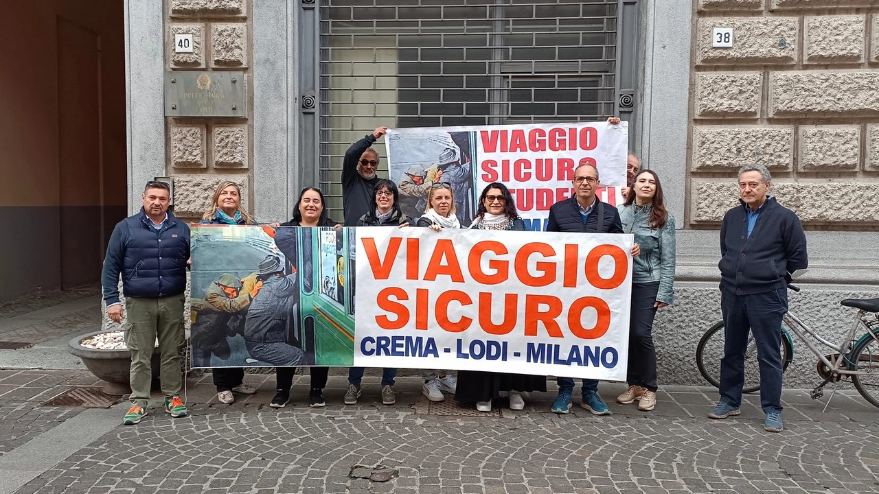 Il comitato dei pendolari in passato ha chiesto, oltre a una maggiore puntualità, anche più sicurezza a bordo Il comitato dei pendolari in passato ha chiesto, oltre a una maggiore puntualità, anche più sicurezza a bordo