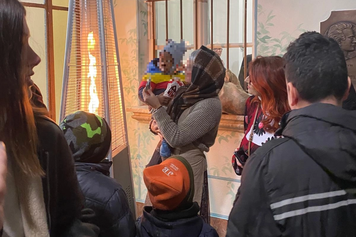 Bambini e ragazzi attendevano l'arrivo della befana ma soprattutto delle calze