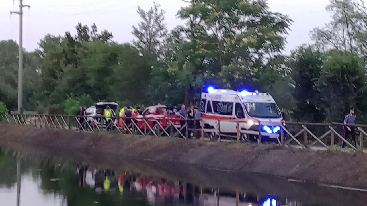 Le operazioni di soccorso di Yasser Mohamed Faid, annegato nel Villoresi Le operazioni di soccorso di Yasser Mohamed Faid, annegato nel Villoresi