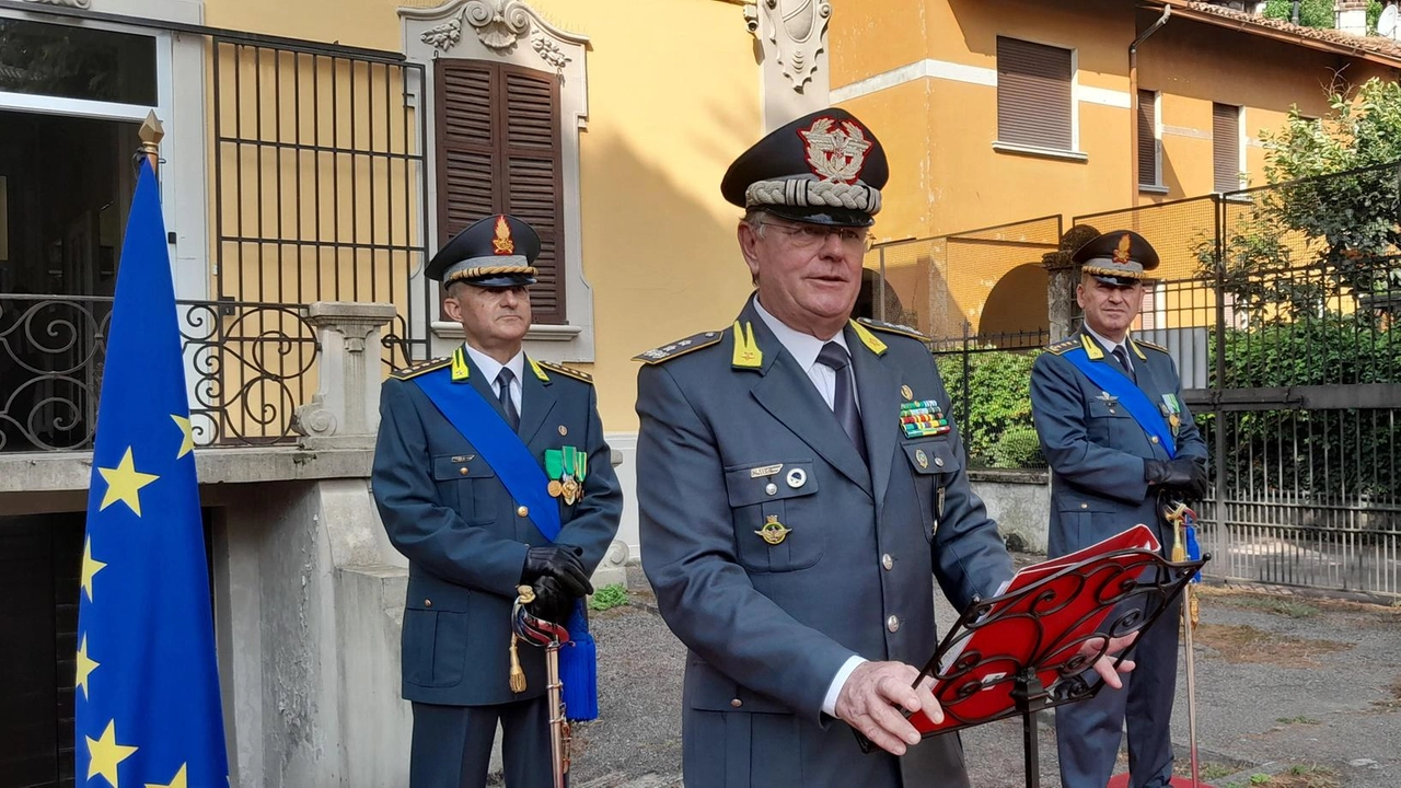 Il colonnello Piergiorgio Samaja assume il comando della Guardia di Finanza di Lodi Il colonnello Piergiorgio Samaja assume il comando della Guardia di Finanza di Lodi