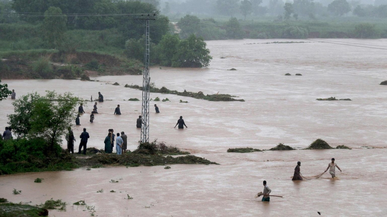 In meno di un mese oltre 300 morti. Il Punjab il più colpito