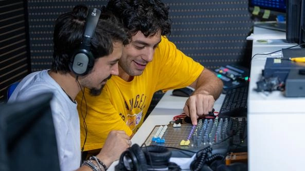 Laboratori aperti e iniziative anche alla Iulm che con l’assessore Sacchi ha svelato il programma “Iulm è per Milano“ Laboratori aperti e iniziative anche alla Iulm che con l’assessore Sacchi ha svelato il programma “Iulm è per Milano“