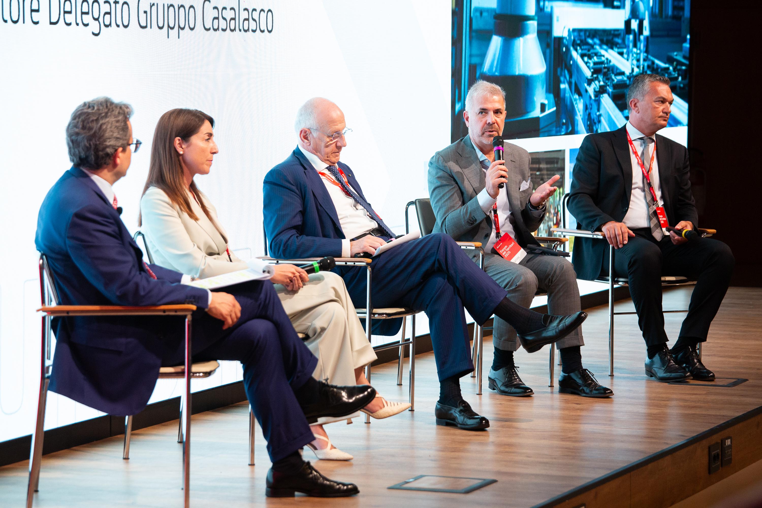 UniCredit, dialogo con i territori: “Energia, digitale e mercati chiave” UniCredit, dialogo con i territori: “Energia, digitale e mercati chiave”