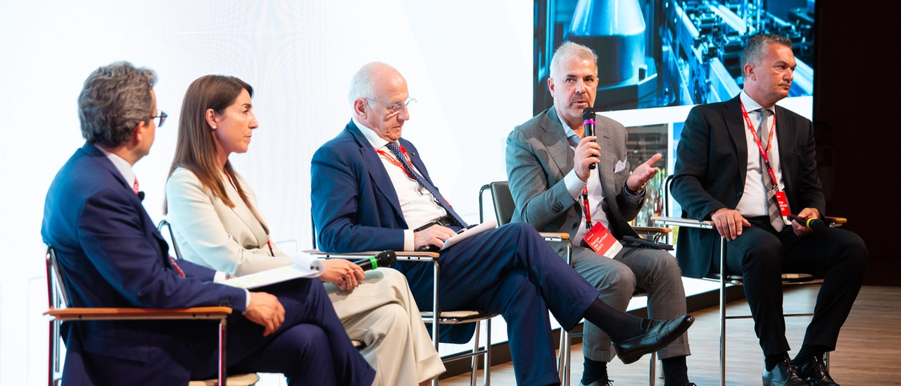 UniCredit, dialogo con i territori: “Energia, digitale e mercati chiave”