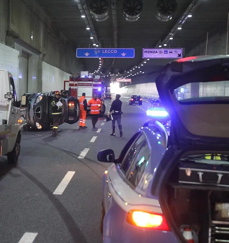 Grave incidente in galleria. Statale chiusa