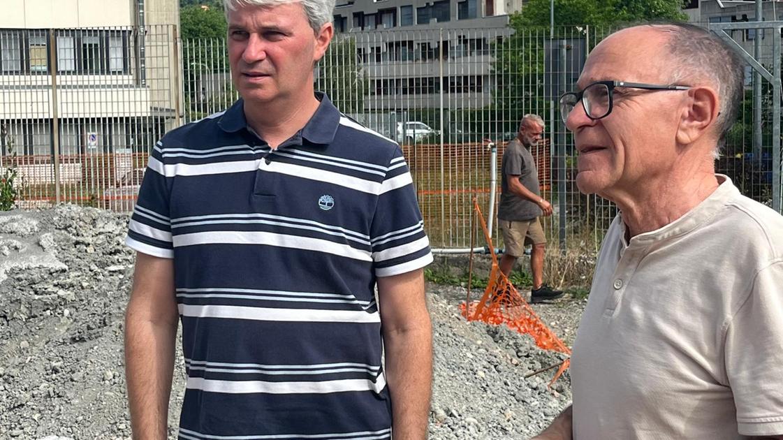 Varese, il liceo Frattini avrà la sua palestra: porte aperte anche alle società Varese, il liceo Frattini avrà la sua palestra: porte aperte anche alle società