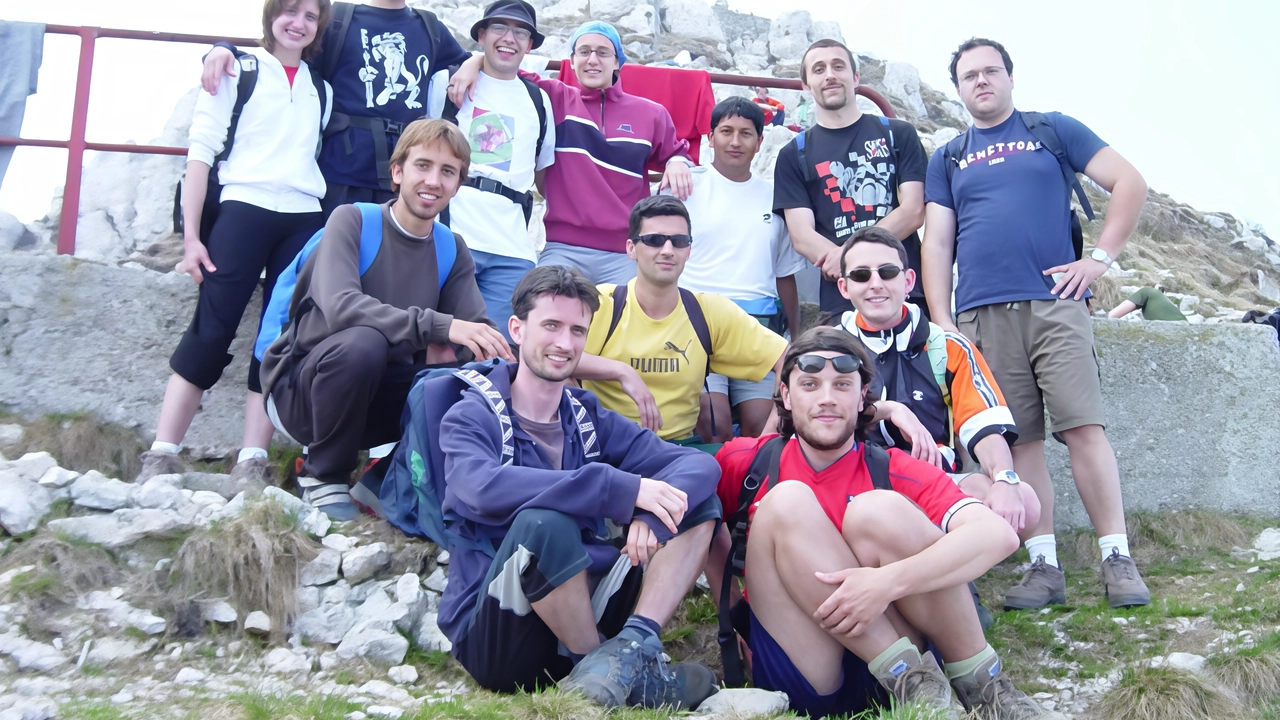 La primissima escursione in montagna, ormai 19 anni fa, del gruppo di Seveso che sarebbe stato ribattezzato Gruppo P.R.G. La primissima escursione in montagna, ormai 19 anni fa, del gruppo di Seveso che sarebbe stato ribattezzato Gruppo P.R.G.