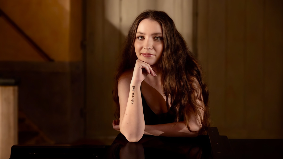 La pianista Martina Consonni inaugura una nuova stagione di Musica a Villa Necchi (Campiglio), rassegna pomeridiana per artisti under... La pianista Martina Consonni inaugura una nuova stagione di Musica a Villa Necchi (Campiglio), rassegna pomeridiana per artisti under...